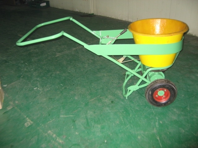 제주형 수동 비료 살포기