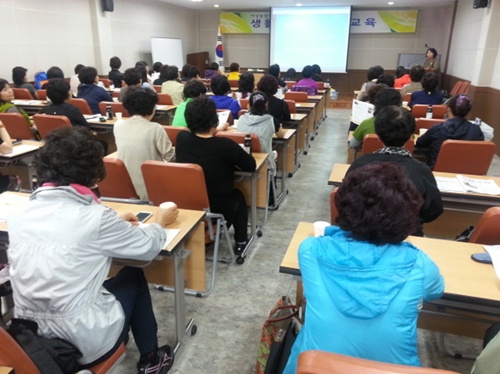 여성농업인능력개발을 위한 생활개선회 과제교육