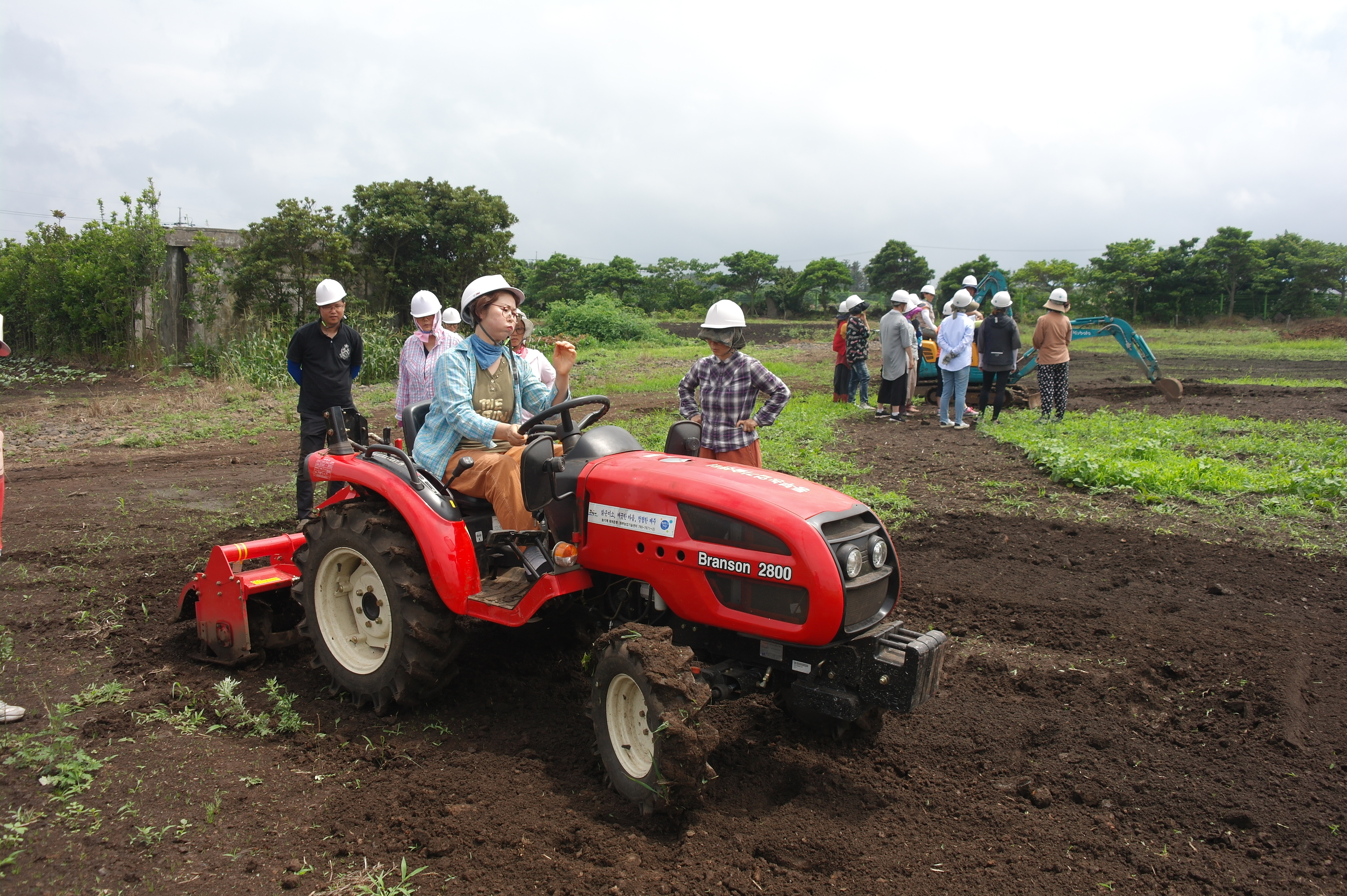 여성친화형 농기계교육 현장 속으로...