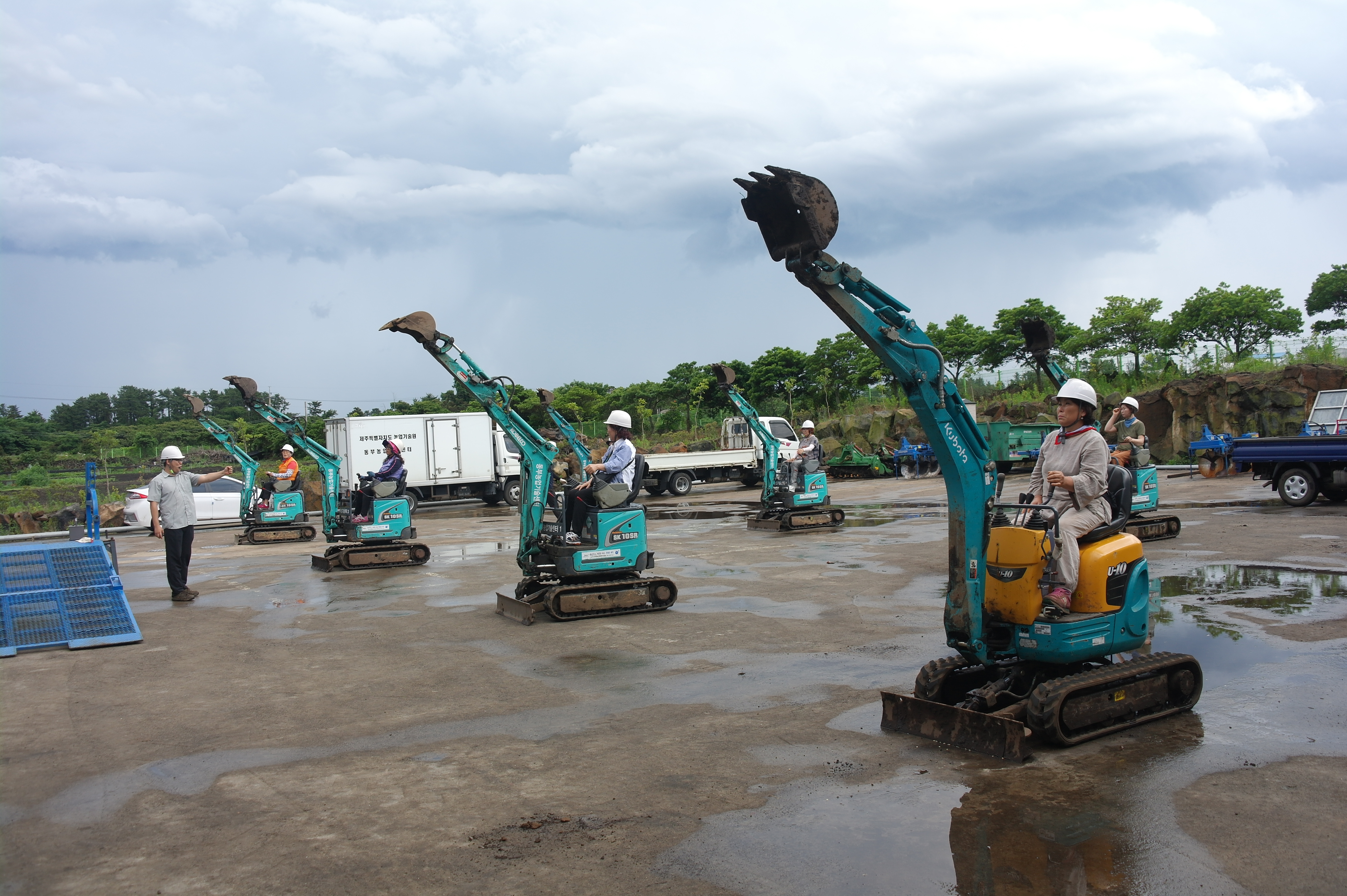 여성친화형 농기계교육 현장 속으로...