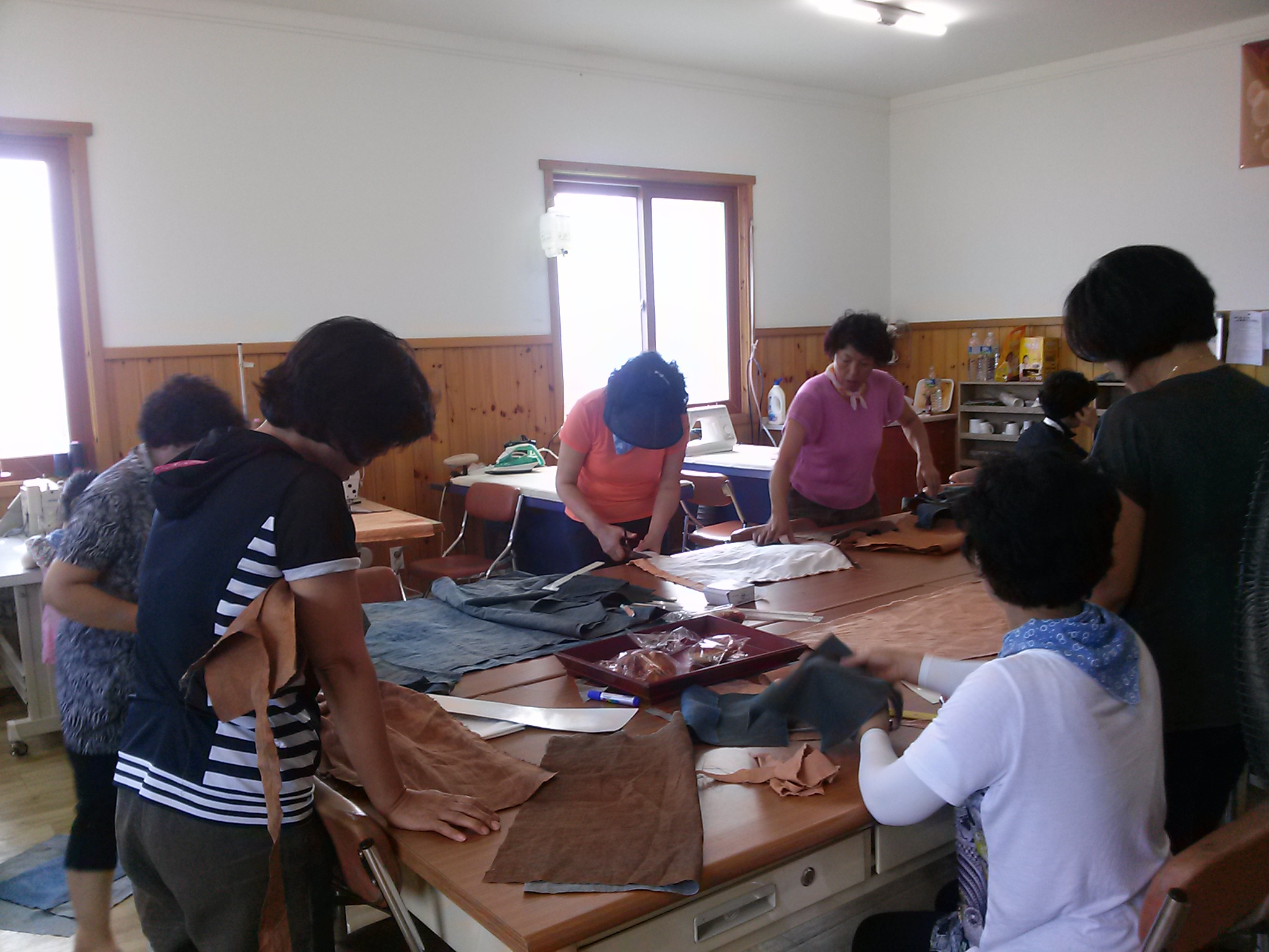 햇볕과 자연으로 만들어지는 천연의 색깔