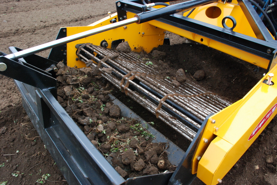 자갈채취기 시현 현장